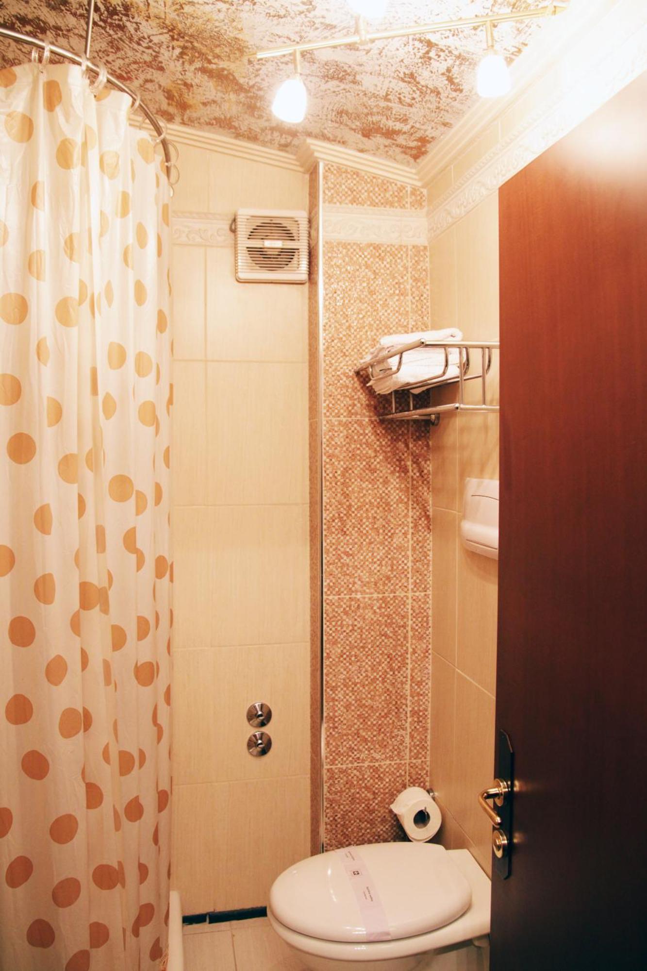 Hotel Boutique Vila Fernando Tirana Habitación foto