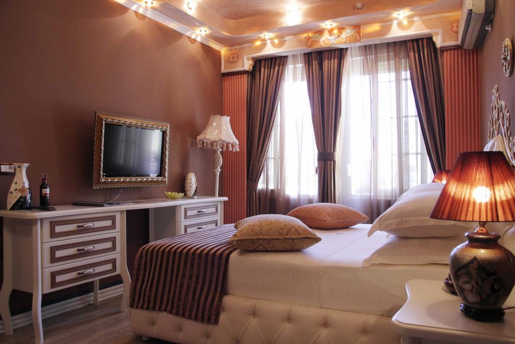 Hotel Villa Fernando Tirana Habitación foto